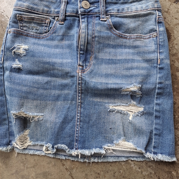 BOX's SMALL..BOX's... Medium BOX's Large ...Woman's shirts Pants...Dresses..etc - Picture 3 of 10